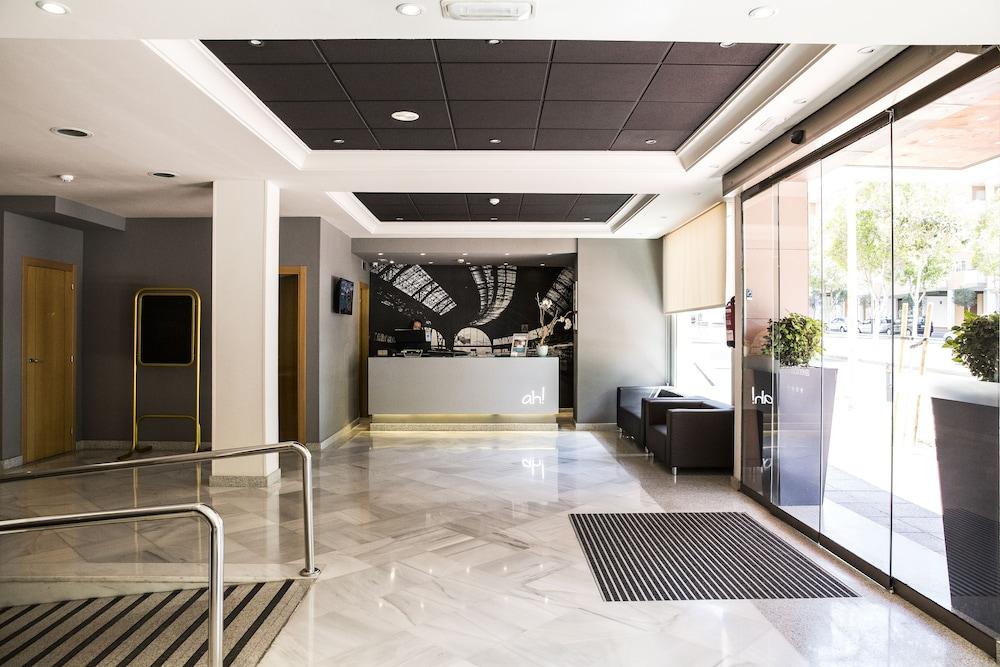 Avenida Hotel Αλμερία Εξωτερικό φωτογραφία